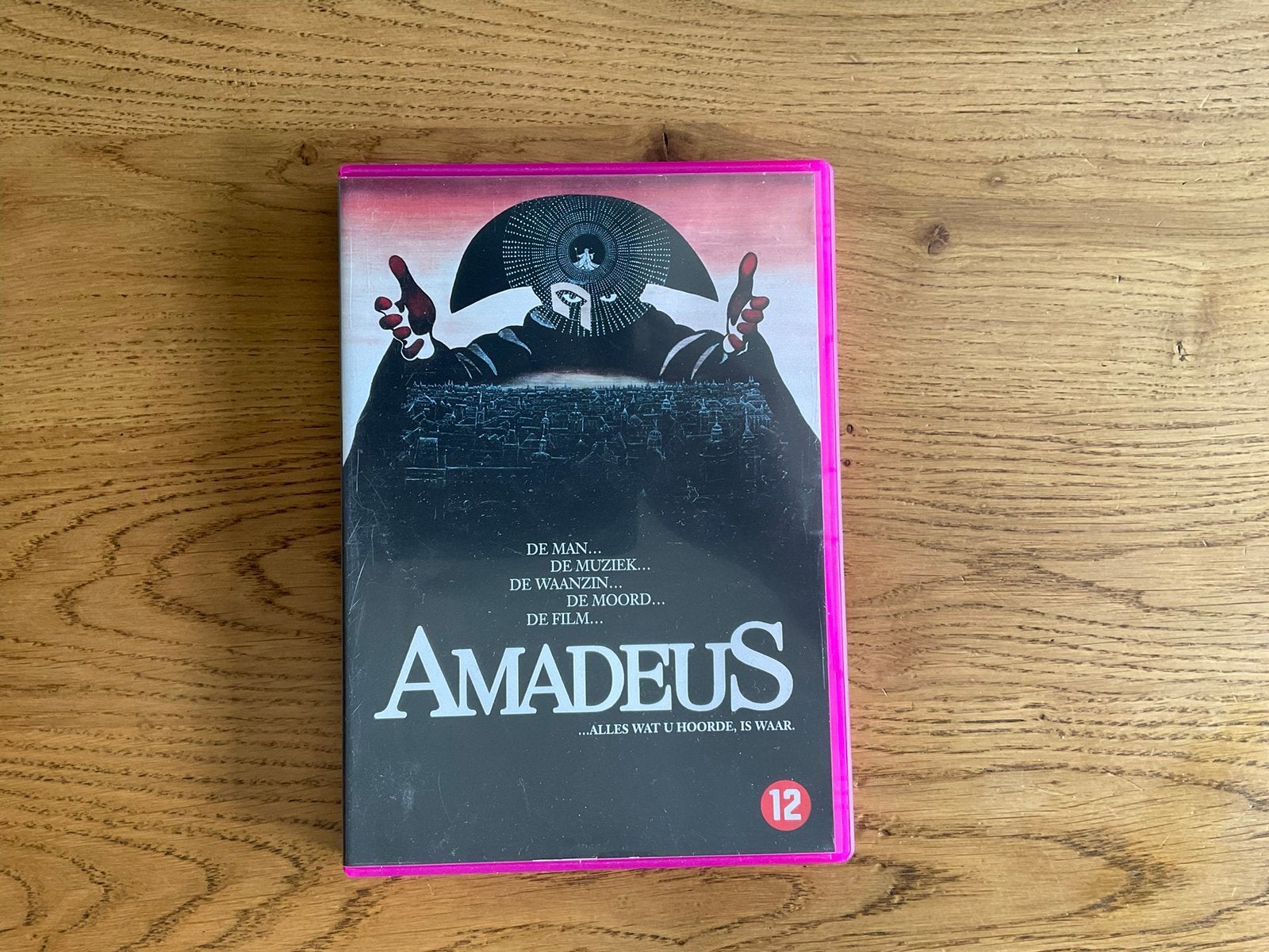 2). Amadeus - regie Milos Forman, met Tom Hulce., Cd's en Dvd's, Ophalen of Verzenden, Zo goed als nieuw