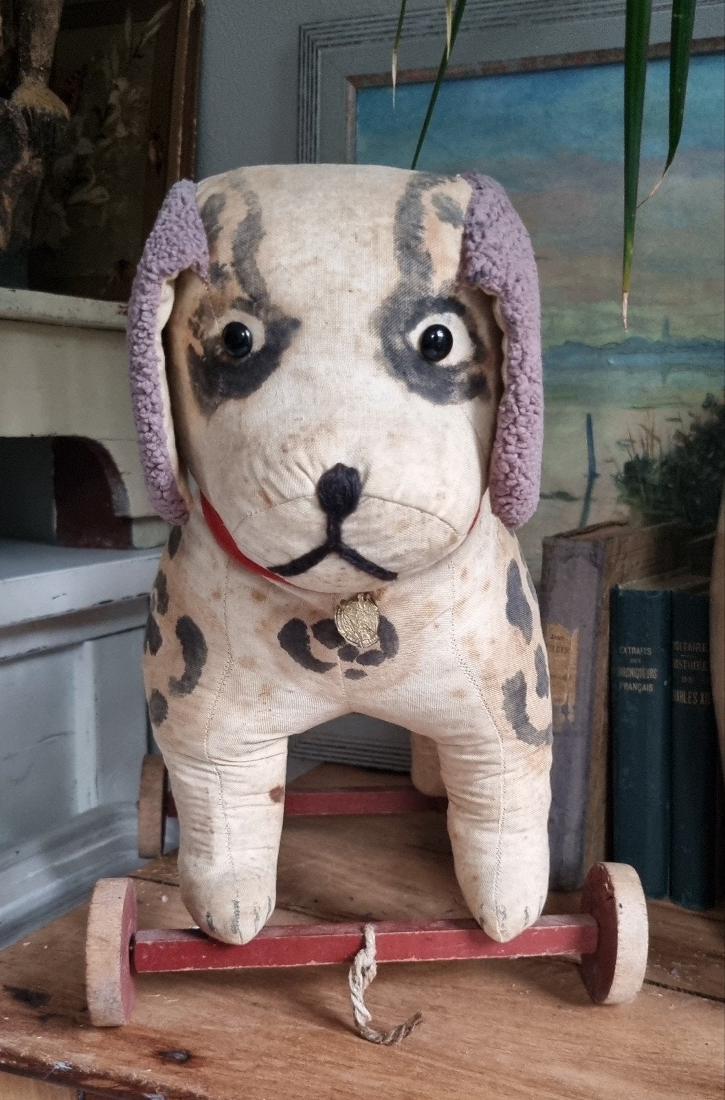 Brocante grote antieke speelgoedhond op wieltjes., Ophalen of Verzenden