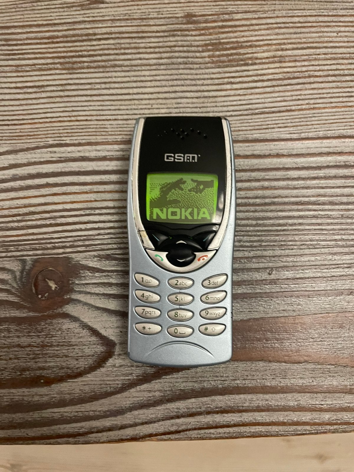 Nokia 8210 werkend, Ophalen of Verzenden, Zo goed als nieuw, Geen camera