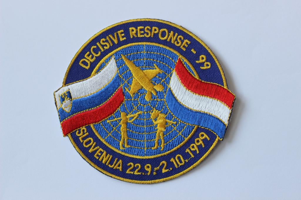 patch decisive response  1999  slovenia rnlaf, Verzenden, Zo goed als nieuw, Patch, Badge of Embleem