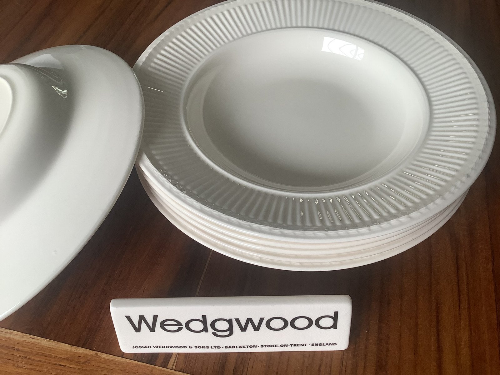 6 diepe borden WEDGWOOD EDME, Ophalen of Verzenden, Zo goed als nieuw, Wedgwood