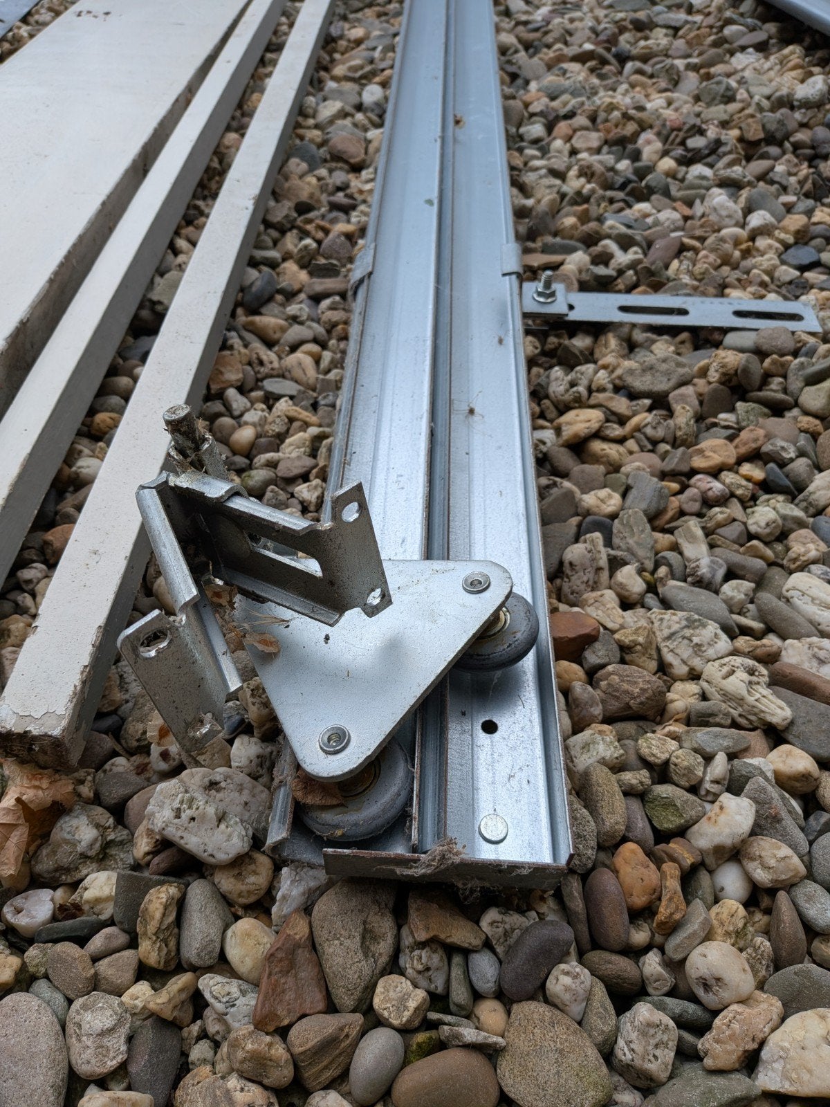 Faltec Elektrische Garagedeur met 2 Afstandsbedieningen, Ophalen, Kunststof, Gebruikt, Garagedeur