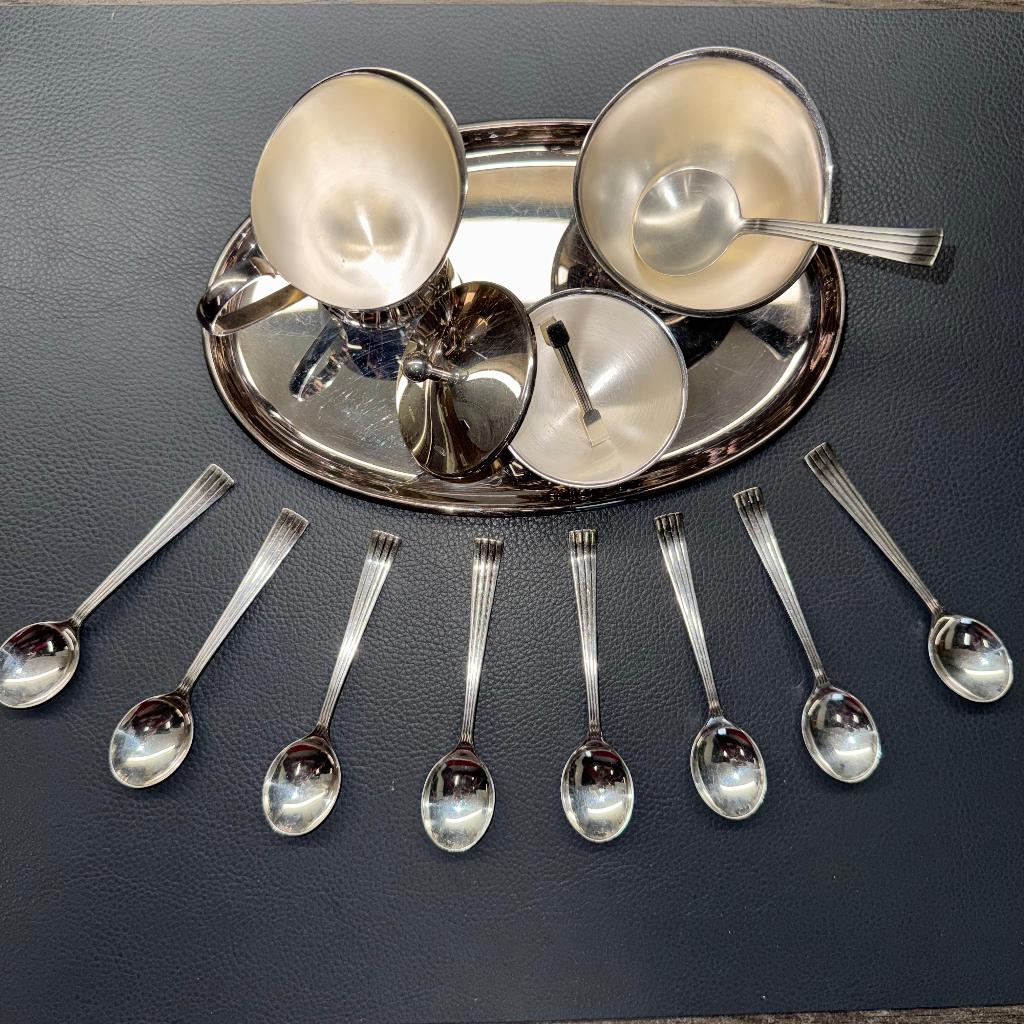 Roomstel van "DE" verzilverd uit de stijlvolle Empire-serie, Antiek en Kunst, Antiek | Goud en Zilver, Verzenden, Zilver