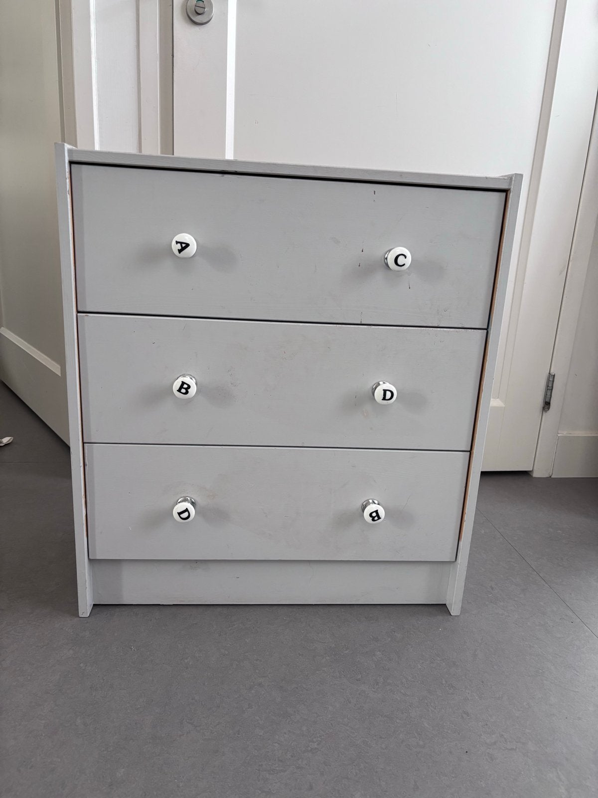 Gratis Grijs IKEA Kastje 62,5x30x70 cm, Ophalen, Gebruikt, 50 tot 100 cm, 3 of 4 laden