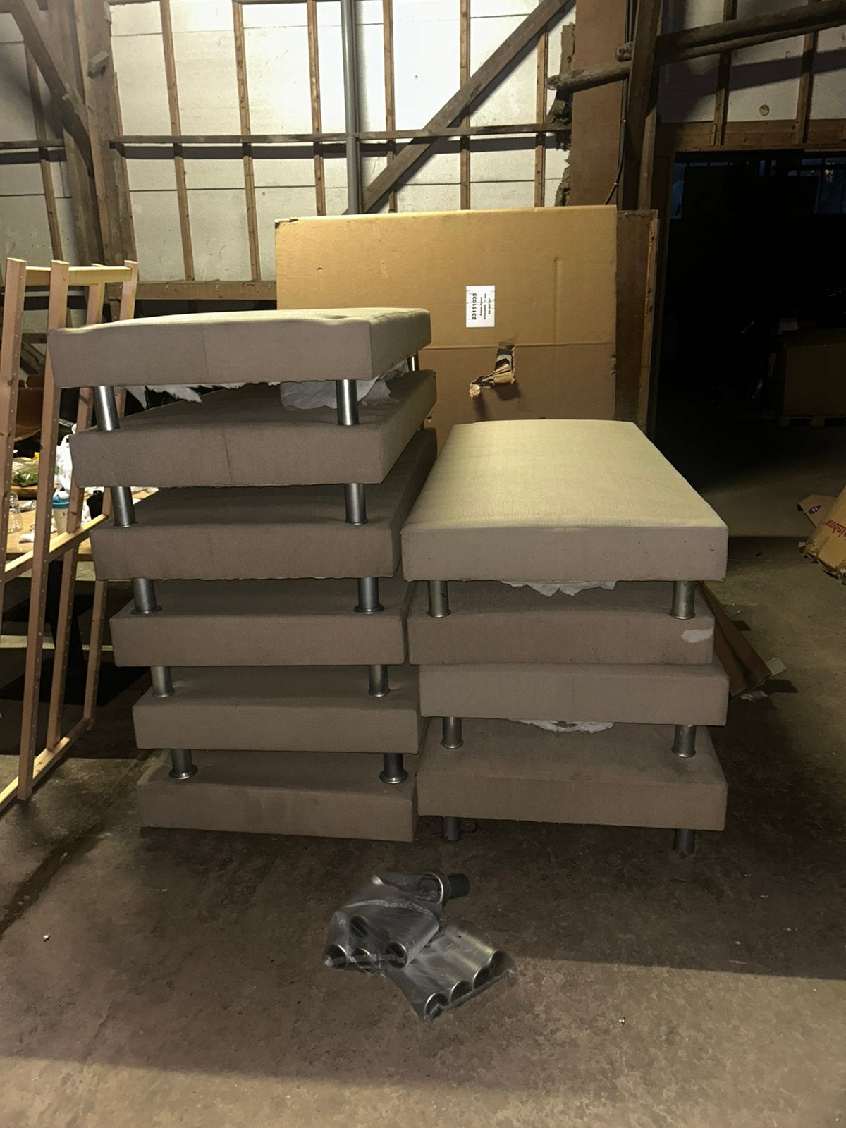 2 persoonsbed 5x lengte 198cm breedte 178cm hoogte 29cm, Ophalen, Tweepersoons, Hout