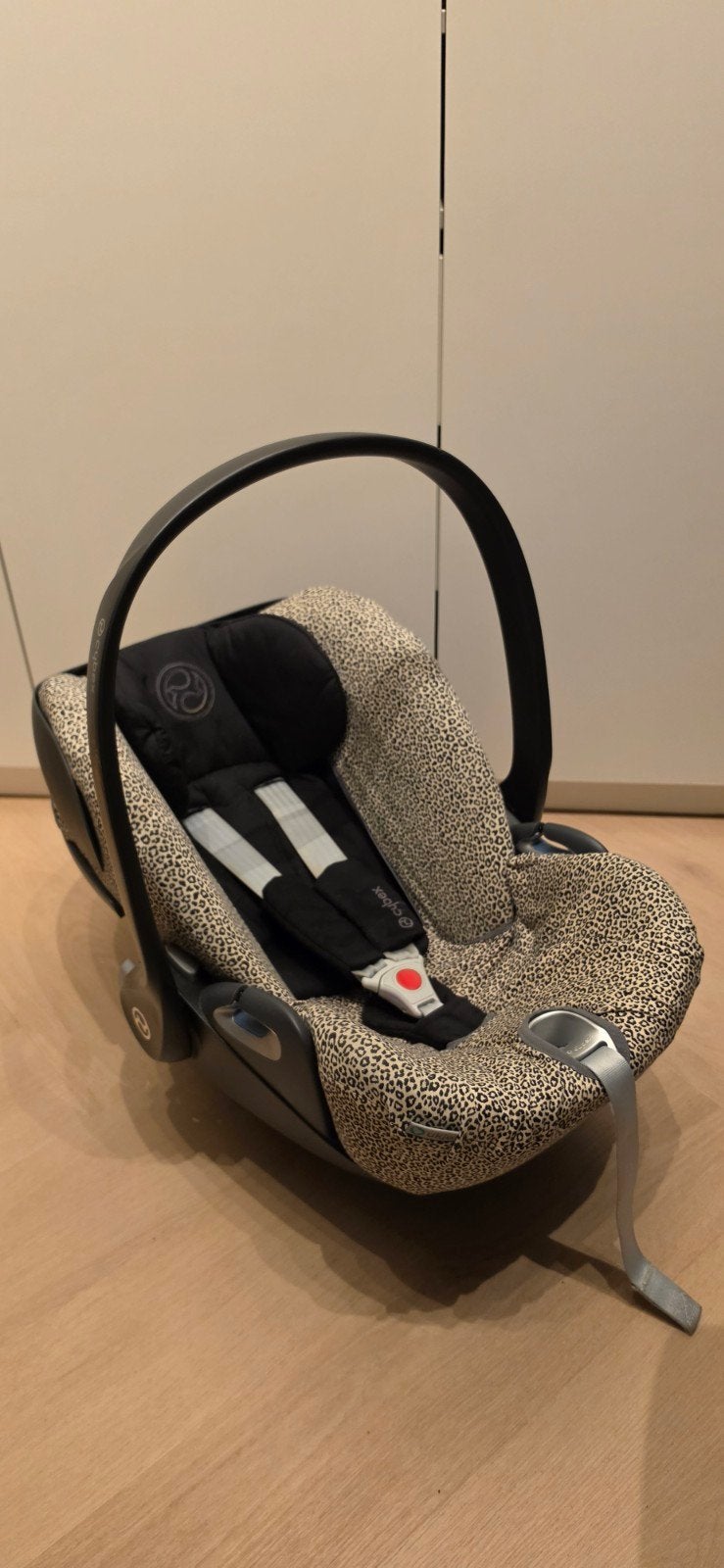 Cybex Cloud Z i-Size autostoel inclusief stoelhoes, Zo goed als nieuw, 0 t/m 13 kg, Ophalen, Overige merken