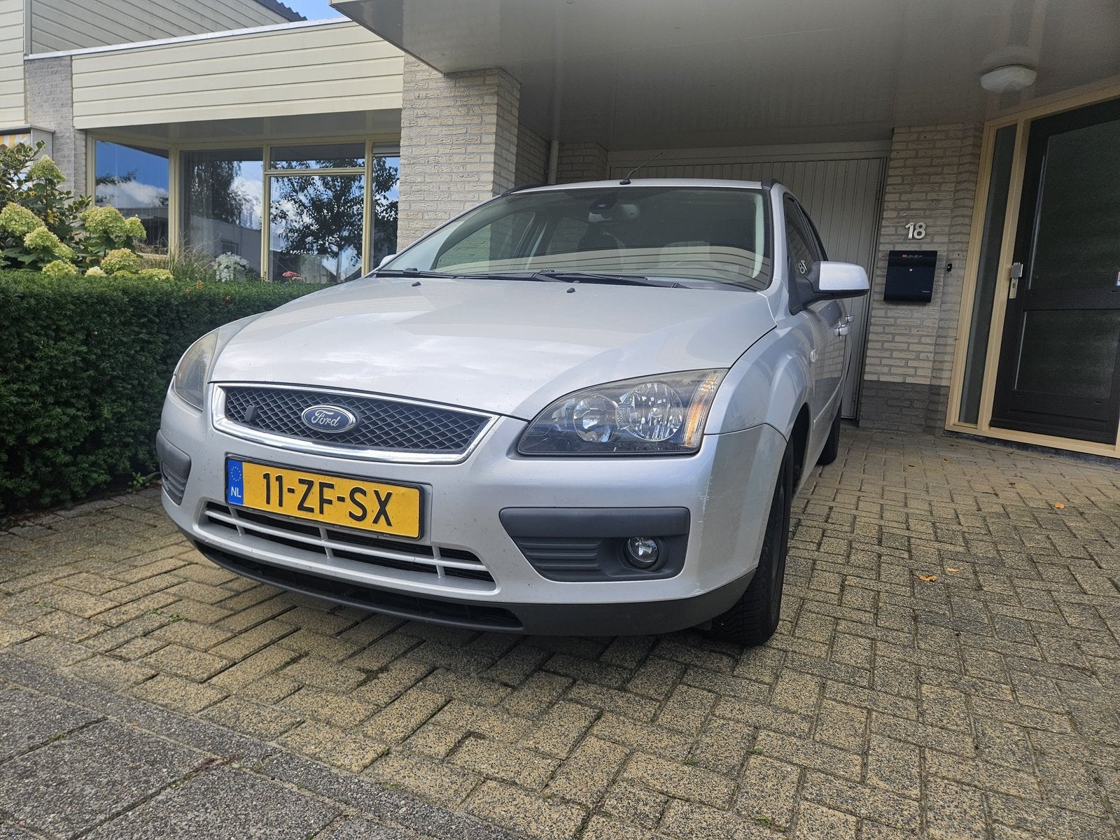 Ford Focus 1.8 92KW Wagon 2008 Grijs, Auto's, Zwart, 4 cilinders, Handgeschakeld, Particulier