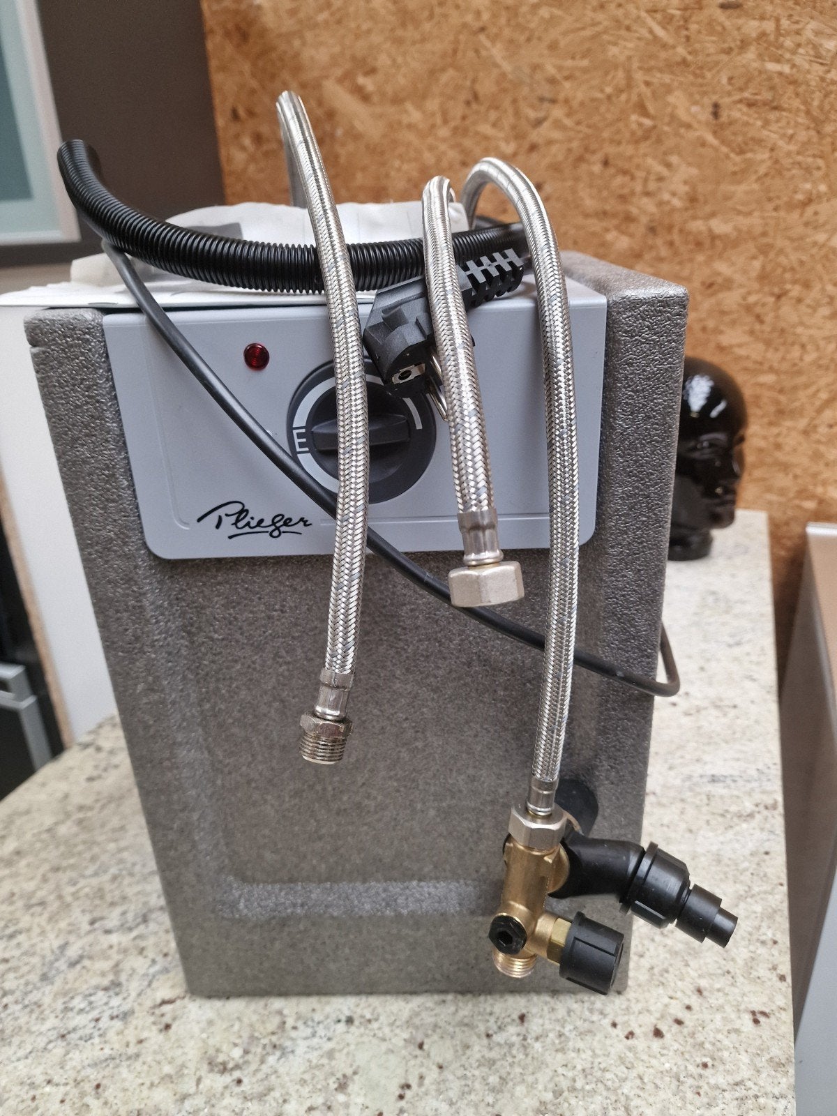 vrij nieuwe plieger geïsoleerde boiler, Minder dan 20 liter, Ophalen, Boiler, Minder dan 3 jaar oud