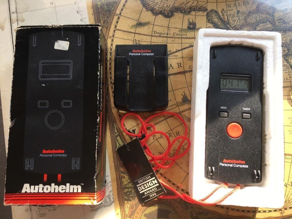 Autohelm electronisch kompas in NIEUWSTAAT, Ophalen of Verzenden, Zo goed als nieuw, Gps of Kompas