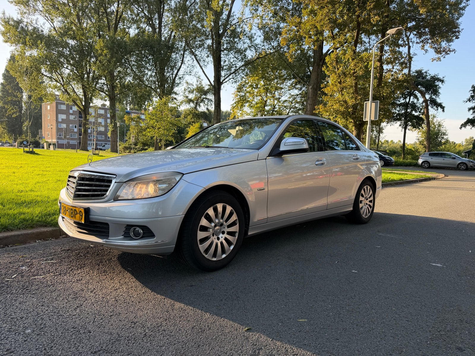 Mercedes-Benz C-Klasse 1.8 C180 Kompressor Sedan 2007 Grijs, Auto's, Achterwielaandrijving, 1796 cc, 75 €/maand, Handgeschakeld