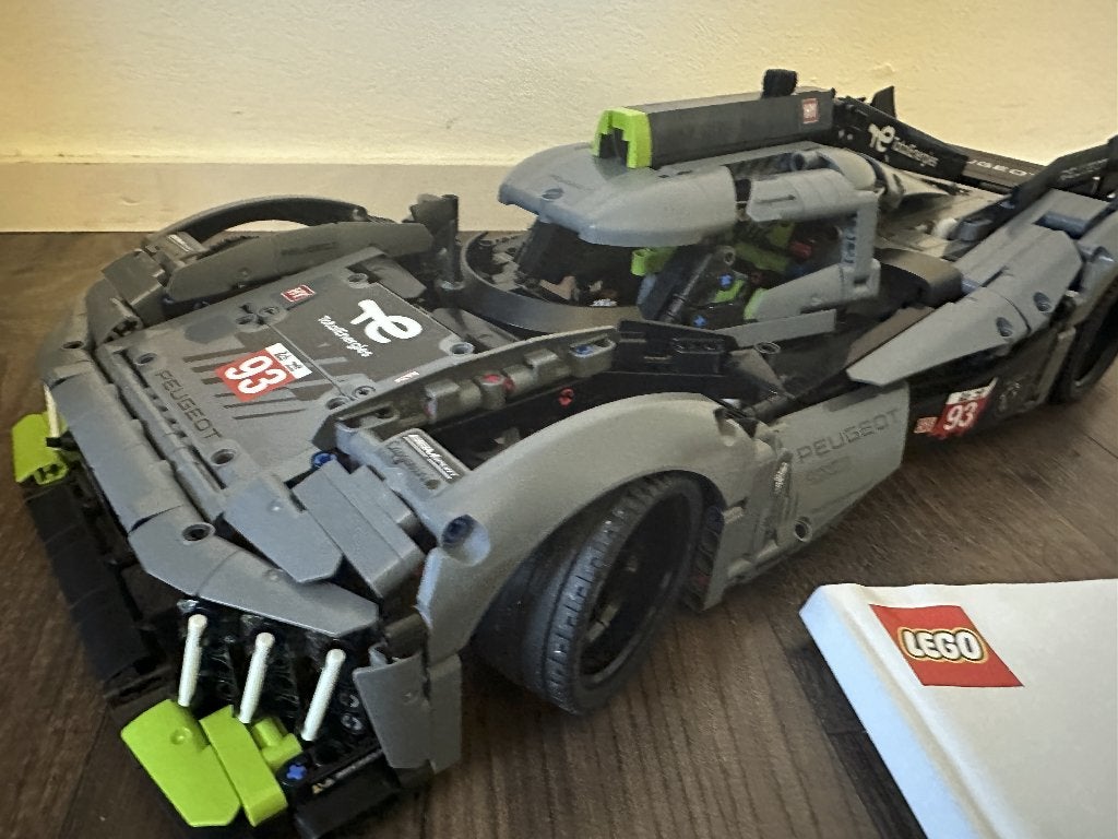 Lego Technic PEUGEOT 9X8 24H LeMans Hybrid Hypercar, Inclusief instructies, Lego, Nieuw, Ophalen of Verzenden