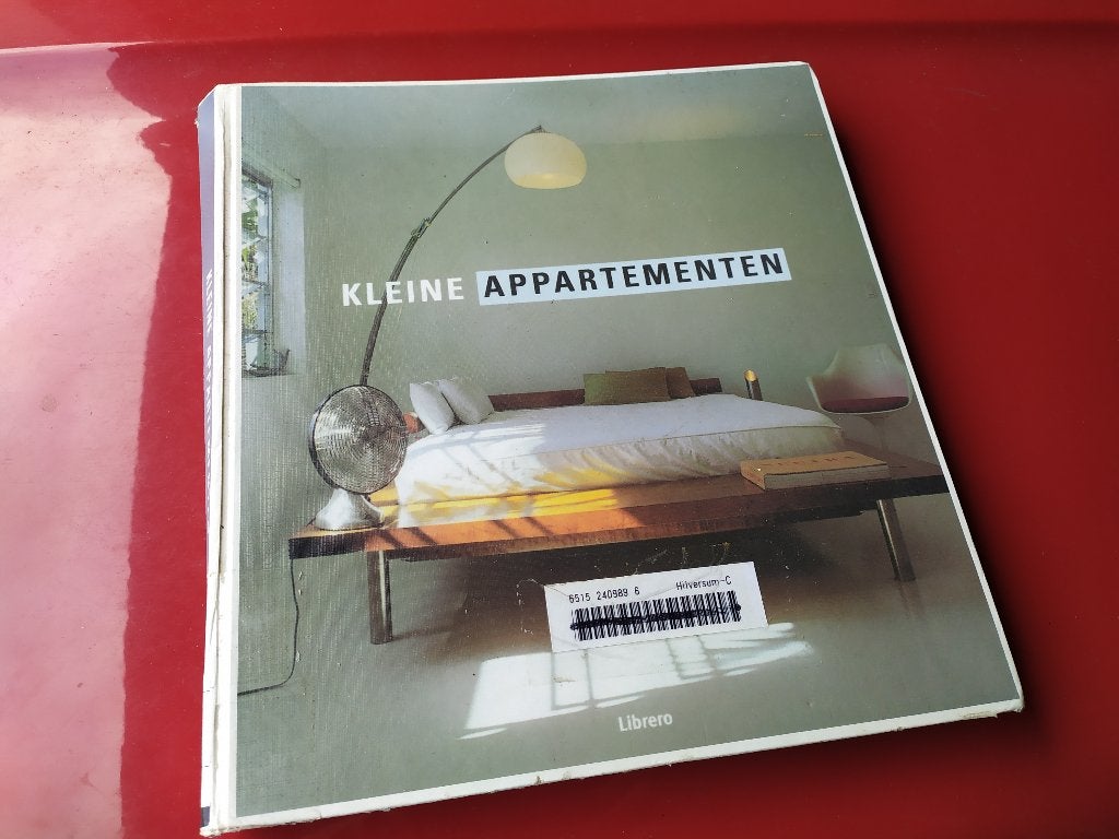 Kleine Appartementen - Librero, Ophalen of Verzenden, Gelezen, Interieur en Design