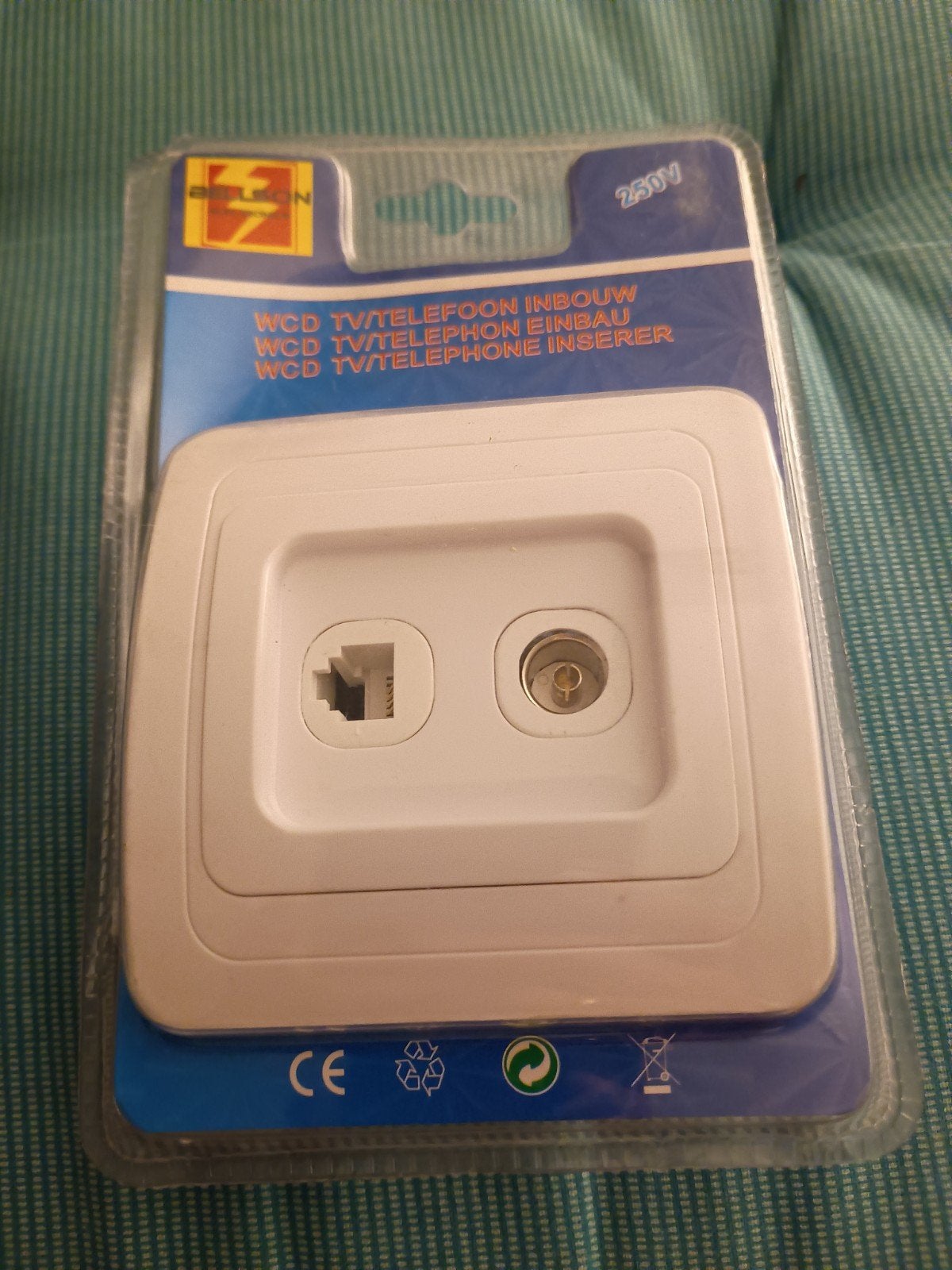WCD TV/Telefoon Inbouwdoos - Nieuw in verpakking, Ophalen of Verzenden, Nieuw