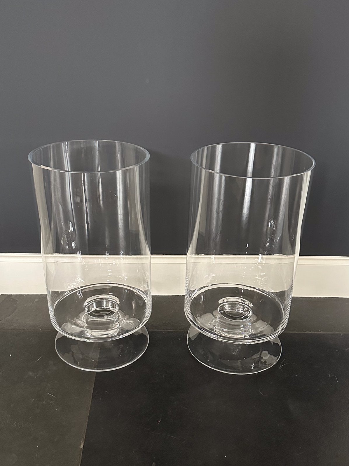 Grote glazen vazen/ windlichten, 38cm (h) x 20cm (ø), Ophalen, Op voet, Transparant, 38 cm