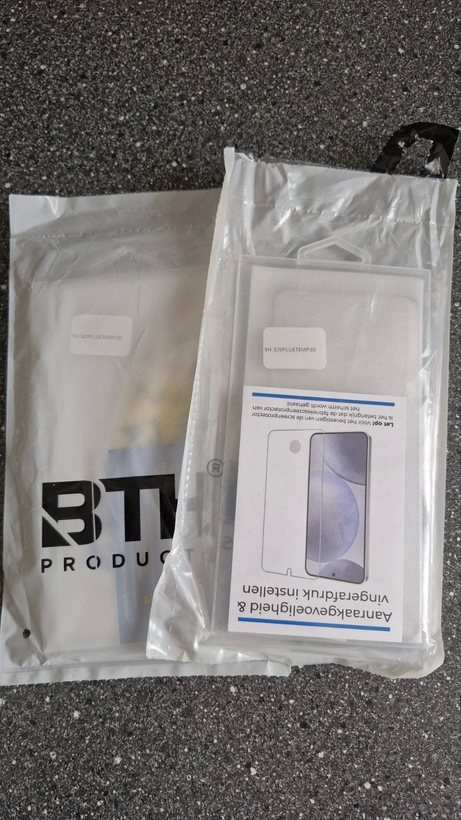 2x Nieuwe Screenprotector voor Samsung Galaxy S20 Plus, Ophalen of Verzenden, Nieuw, Overige modellen, Screenprotector