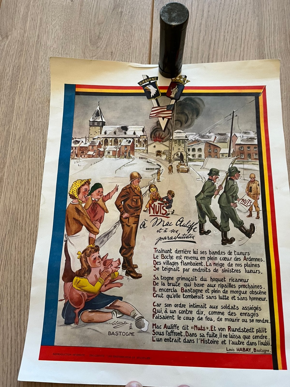“Nuts” herdenkingspamflet 46/47, Ophalen of Verzenden, Overige soorten, Overige gebieden, Foto of Poster