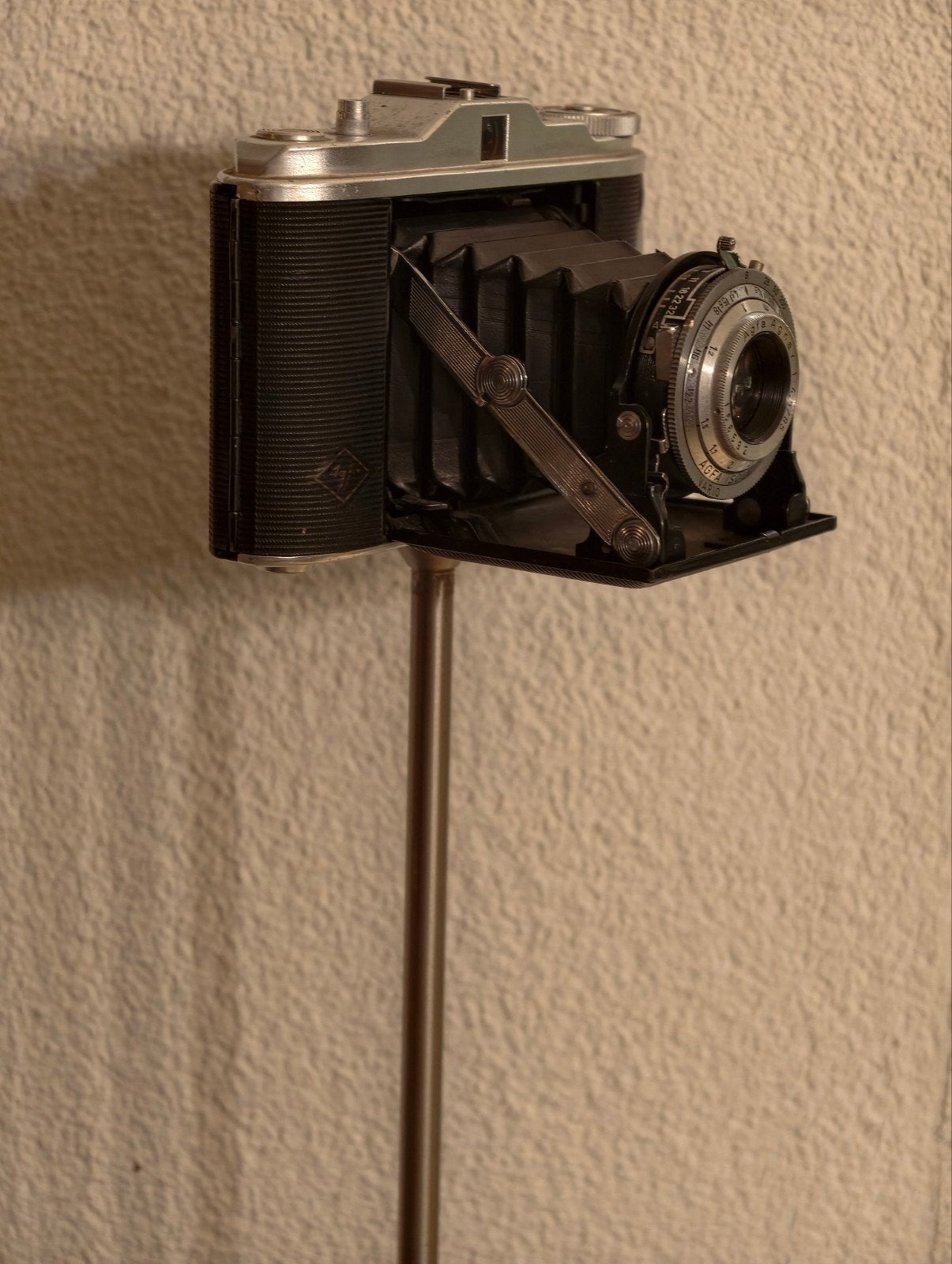 Vintage Agfa camera lamp | Handgemaakt lichtobject, Ophalen of Verzenden, Vintage, Retro, Industrieel, G4, Minder dan 100 cm