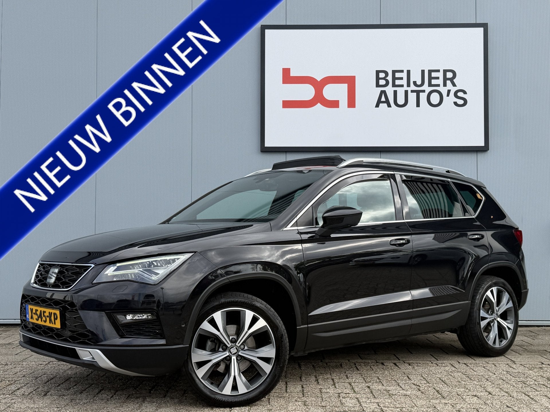 SEAT Ateca 1.5 TSI Business Intense Automaat/Pano/Trekhaak., Stof, 4 cilinders, 150 pk, Ateca