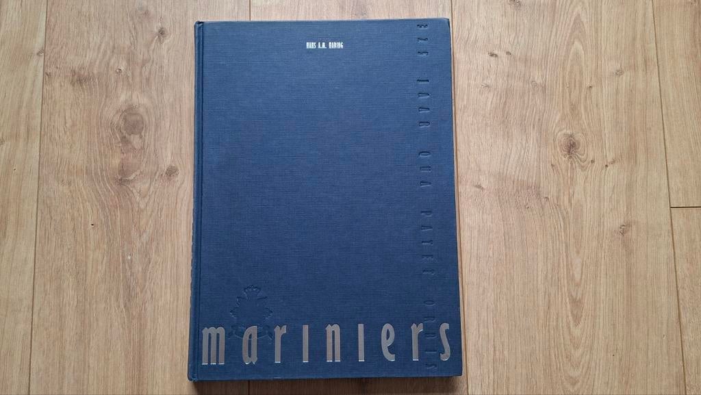 Boek 325 jaar Mariniers, Ophalen of Verzenden, Overige onderwerpen, Hans A.M. Haring, Gelezen