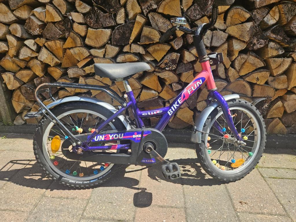 Stoere en vintage 16 inch meisjesfiets - Degelijk en sterk!, Ophalen of Verzenden, Gebruikt, 16 tot 20 inch
