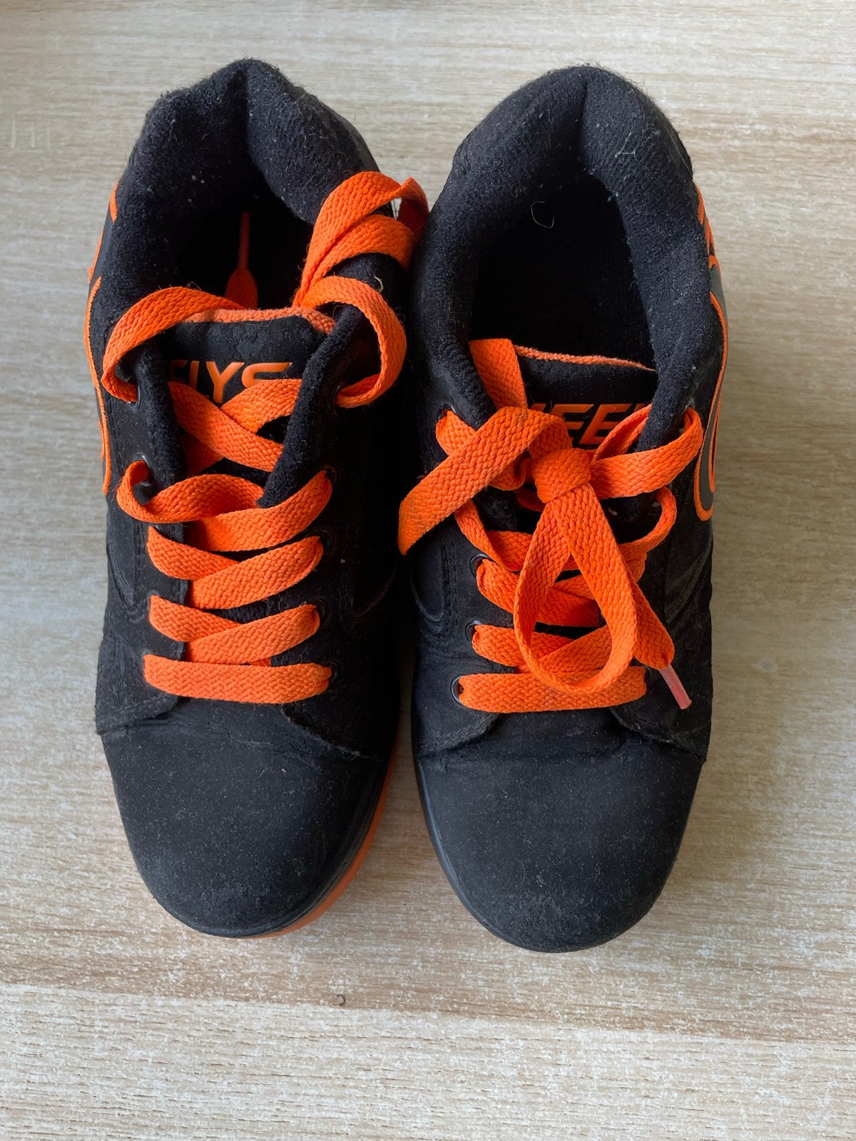 Heelys rolschoenen maat 35 - zwart/oranje, Ophalen of Verzenden, Gebruikt, Kinderen