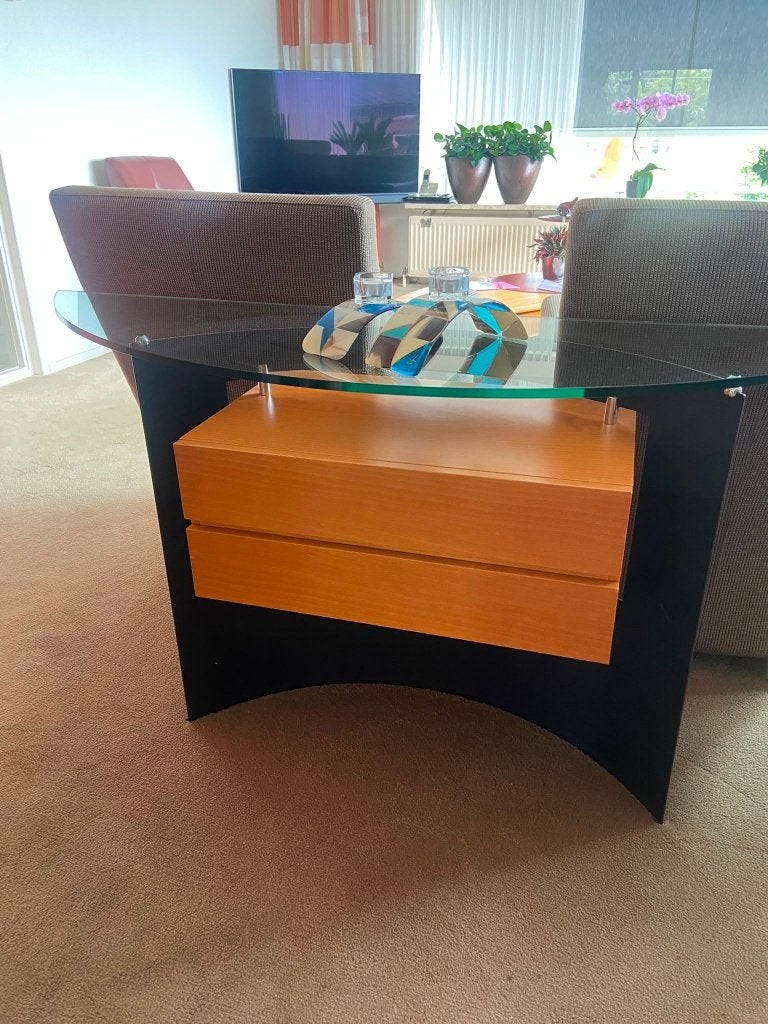 Leolux sidetable, Huis en Inrichting, Ophalen, 100 tot 150 cm, Modern, Glas