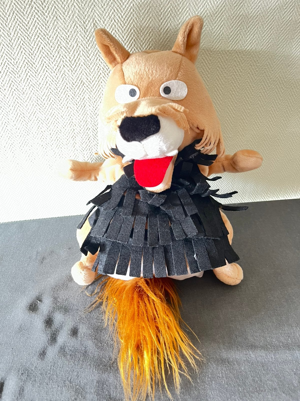 Bor de Wolf grote handpop/knuffel van de Fabeltjeskrant, Gebruikt, Ophalen of Verzenden, Bruin, Leeuw