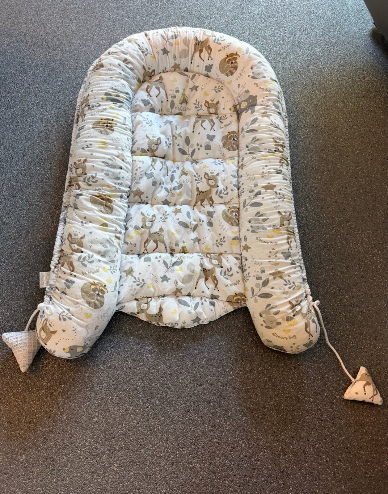 Babynestje met bosdierenprint, Ophalen, Zo goed als nieuw, Overige typen