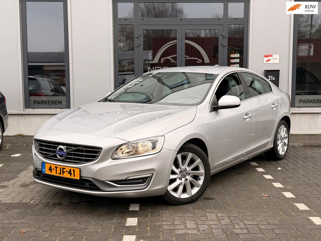 Volvo S60 1.6 D2 Summum|Leer|Automaat|Trekhaak|Pdc, Euro 5, Gebruikt, 4 cilinders, Met garantie (alle)