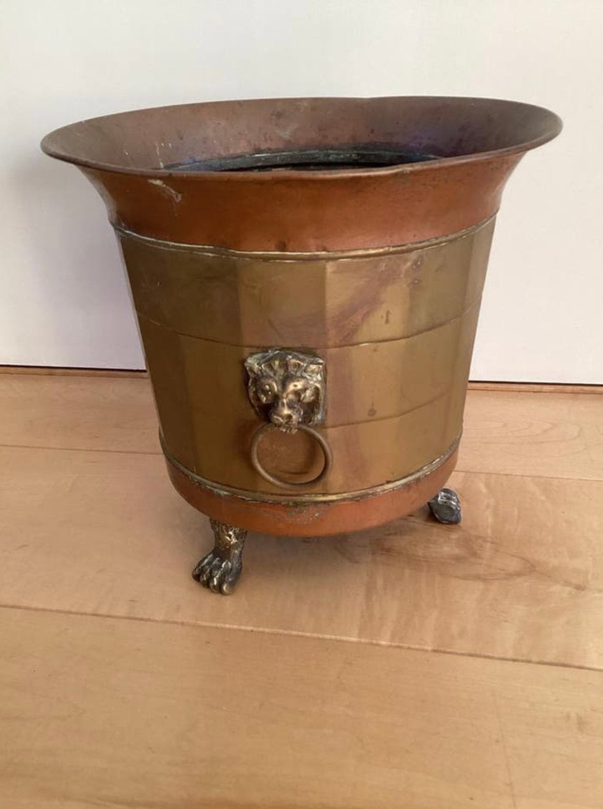 Antieke koperen plantenbak met leeuwenkoppen, Ophalen of Verzenden