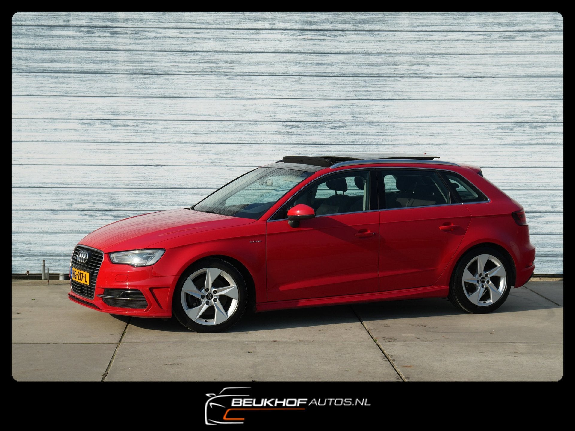 Audi A3 Sportback 1.4 E-tron PHEV Panorama 19 inch Navigatie, 8 kWh, Stof, Gebruikt, 4 cilinders