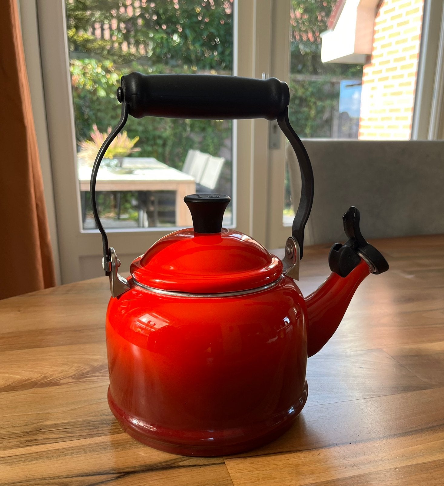 Le Creuset Fluitketel (1,1 liter - rood), Gebruikt, Rood, Le Creuset, Ophalen