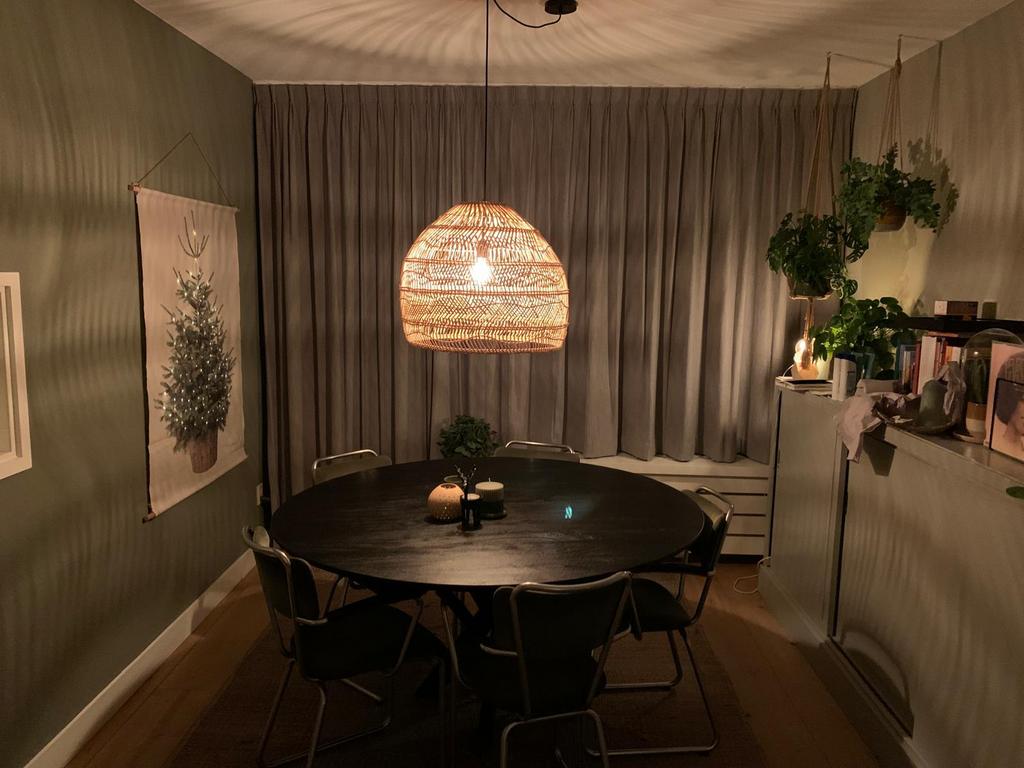 NOUS living ronde eettafel (150cm) Jorah, Huis en Inrichting, Ophalen, Rond, Modern, strak, design, natuurlijke materialen, Zo goed als nieuw