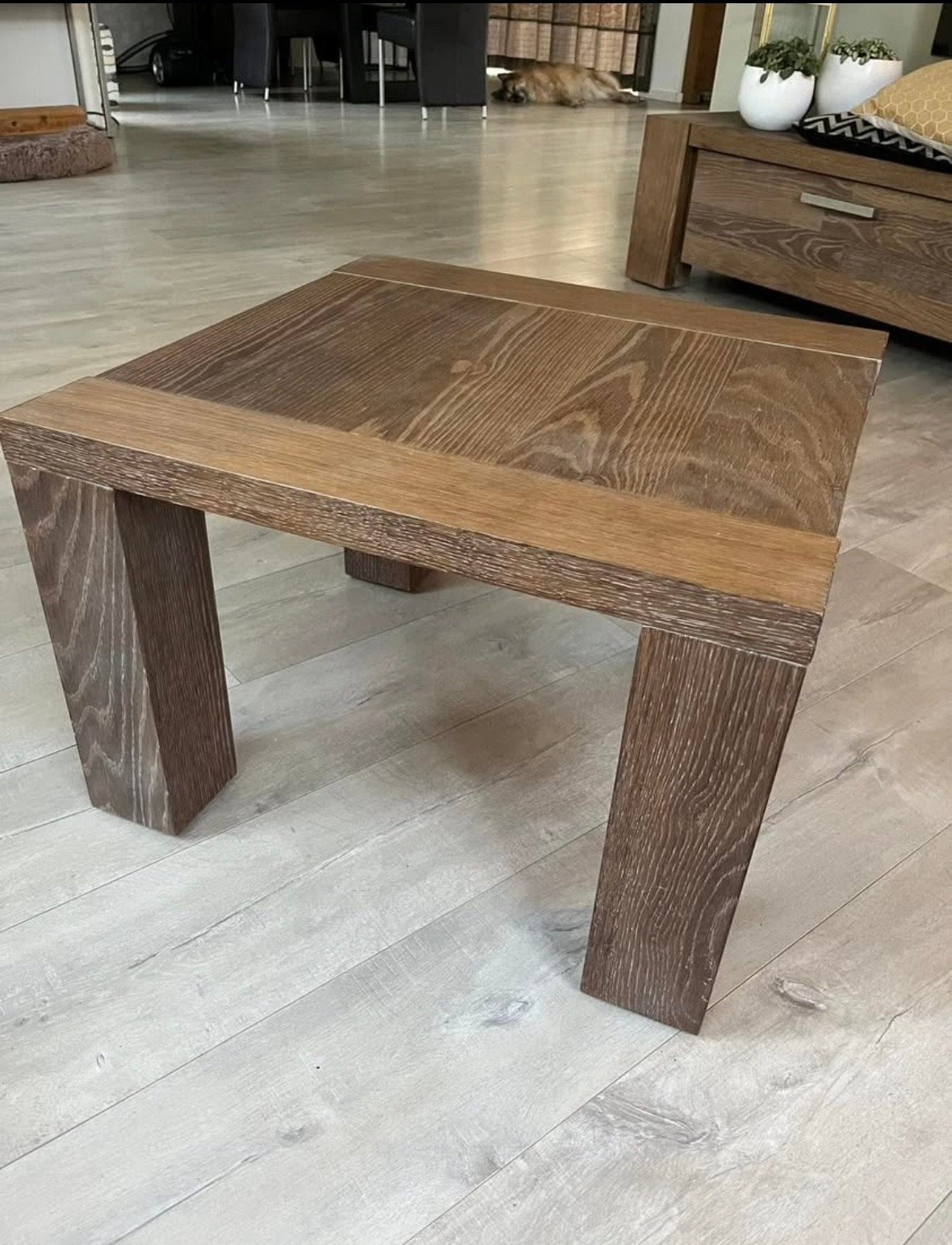 Stevige houten bijzettafel 60x60 cm, Gebruikt, Vierkant, 55 tot 75 cm, Hout