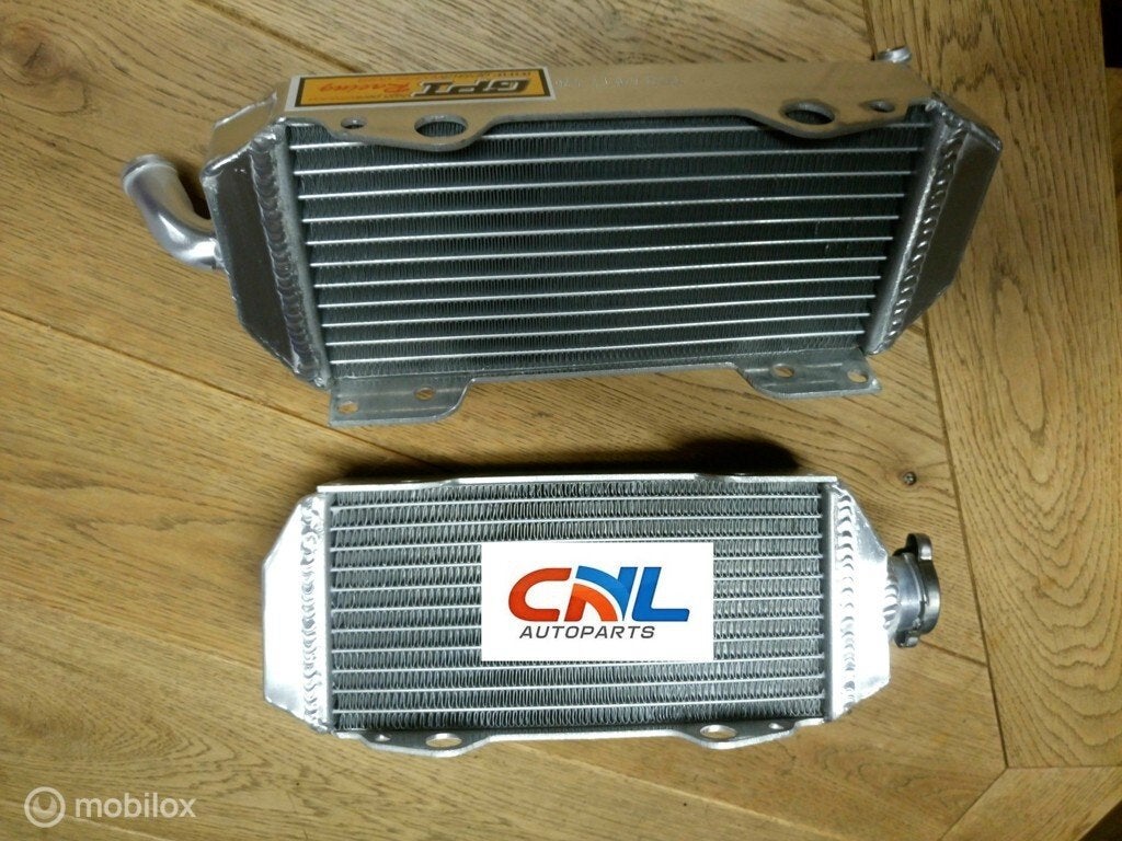 Radiateur Suzuki RM250 RM 250 2-stroke 1999 2000, Motoren, Nieuw, Ophalen of Verzenden