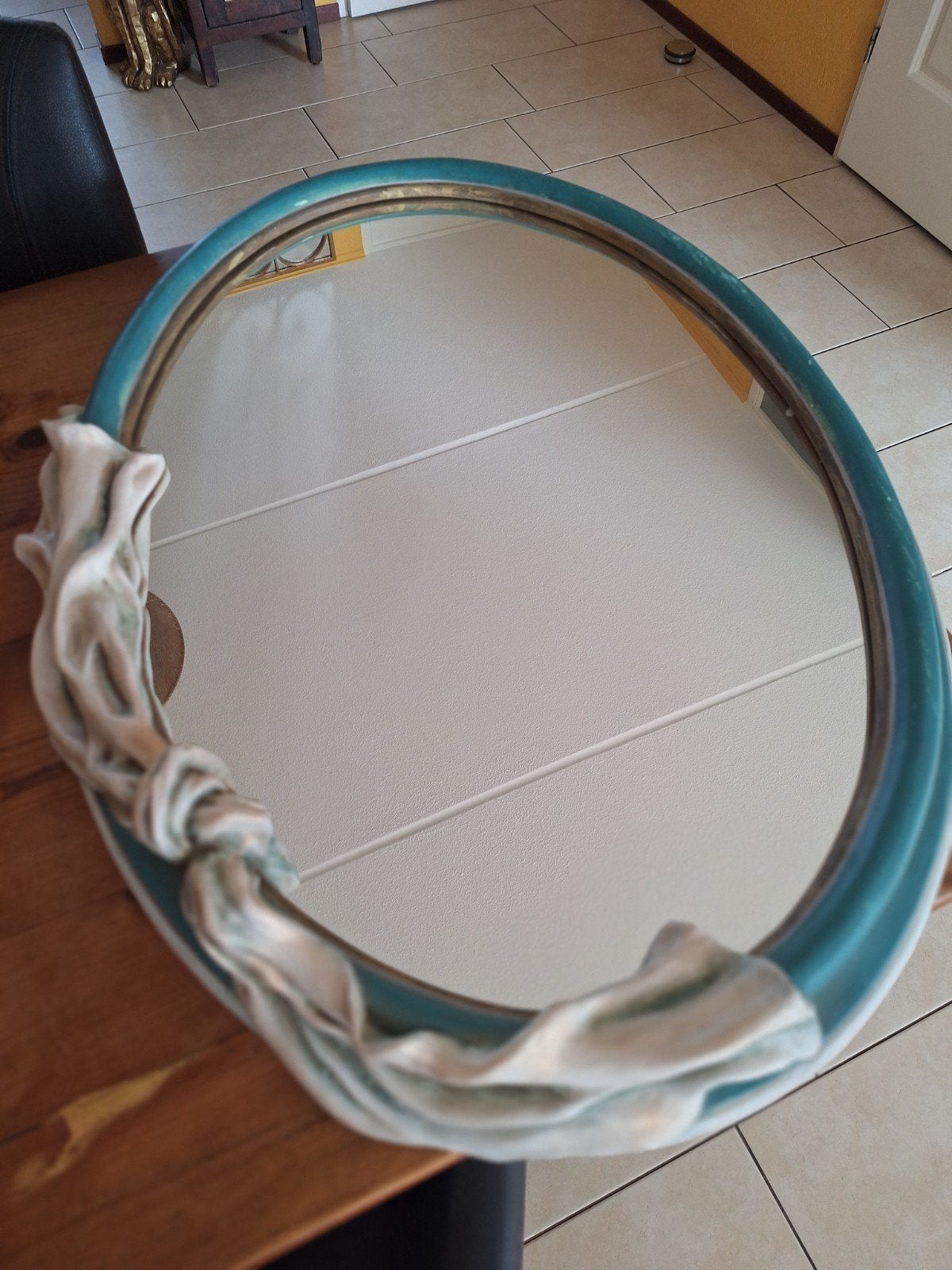 Mooie Brocante Spiegel met Strik Ornament, Ophalen