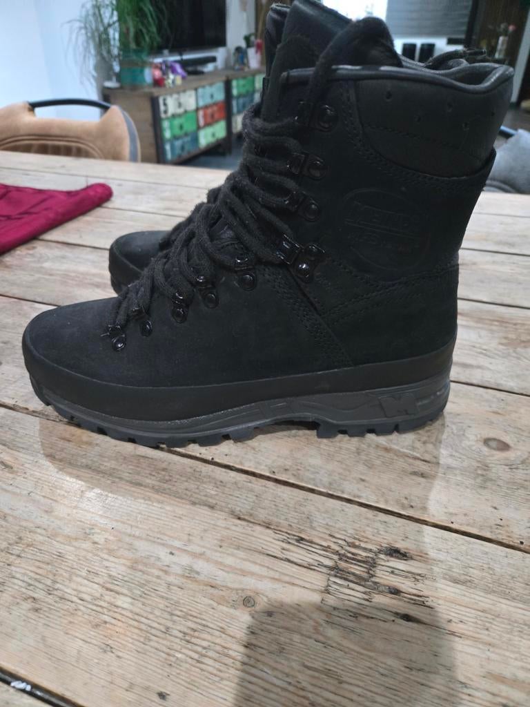 Meindl wandelschoenen maat 40, zo goed als nieuw, Ophalen of Verzenden, Zo goed als nieuw, Schoenen