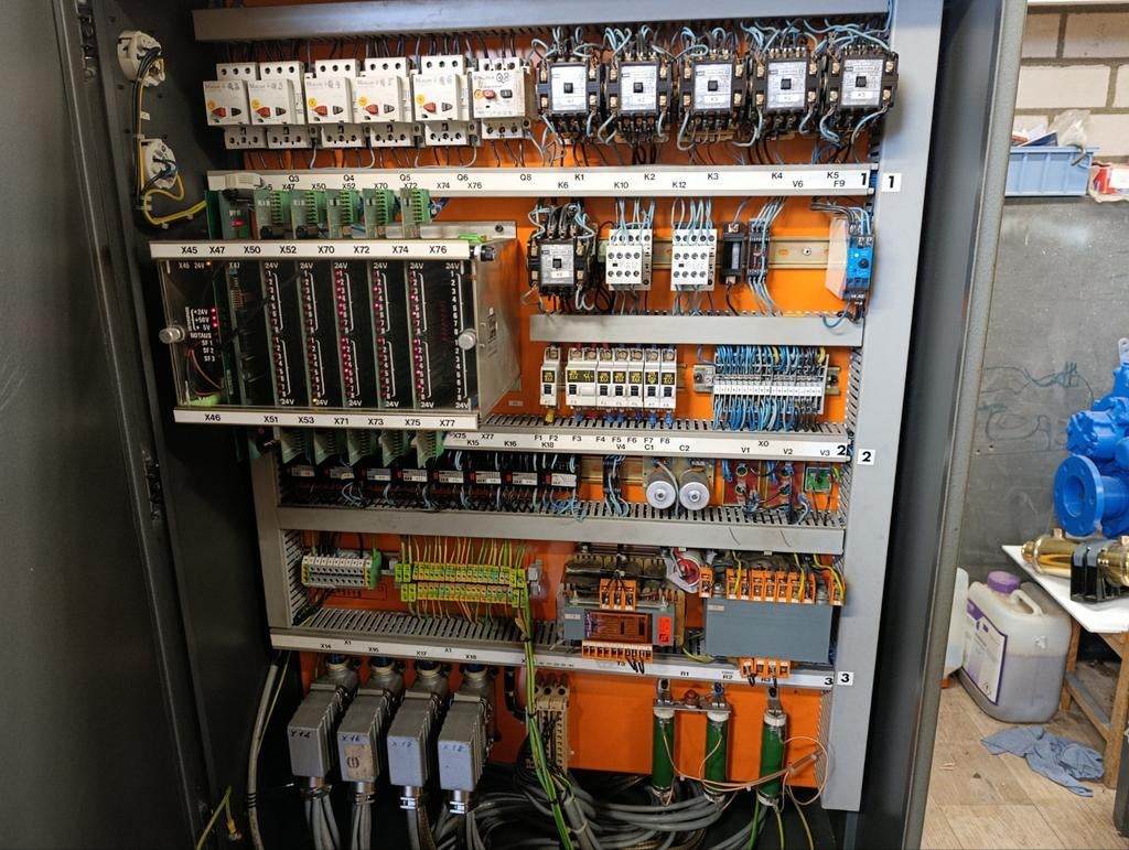 Deckel freesbank, Verzenden