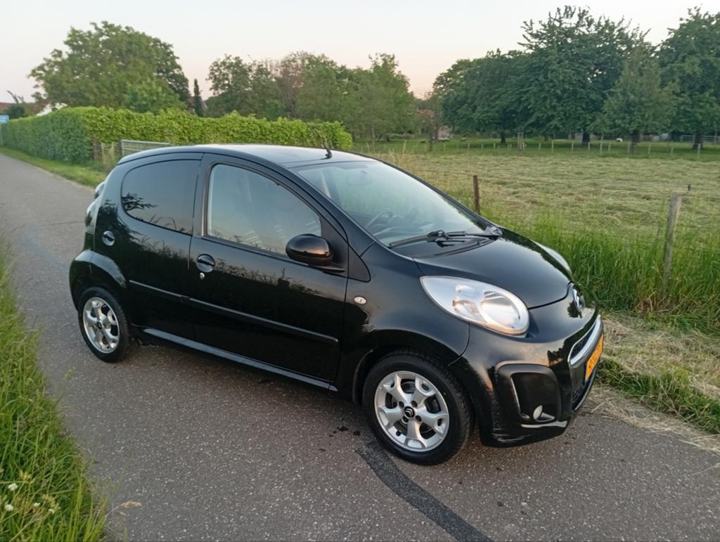 Citroën C1 1.0i 68PK 5D 2012 Zwart, Voorwielaandrijving, 4 stoelen, C1, Origineel Nederlands