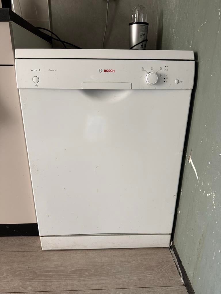 Bosch Serie 2 Vrijstaande Vaatwasser Wit, Witgoed en Apparatuur, Vaatwasmachines, Gebruikt, Vrijstaand, 85 tot 90 cm, 60 cm of meer