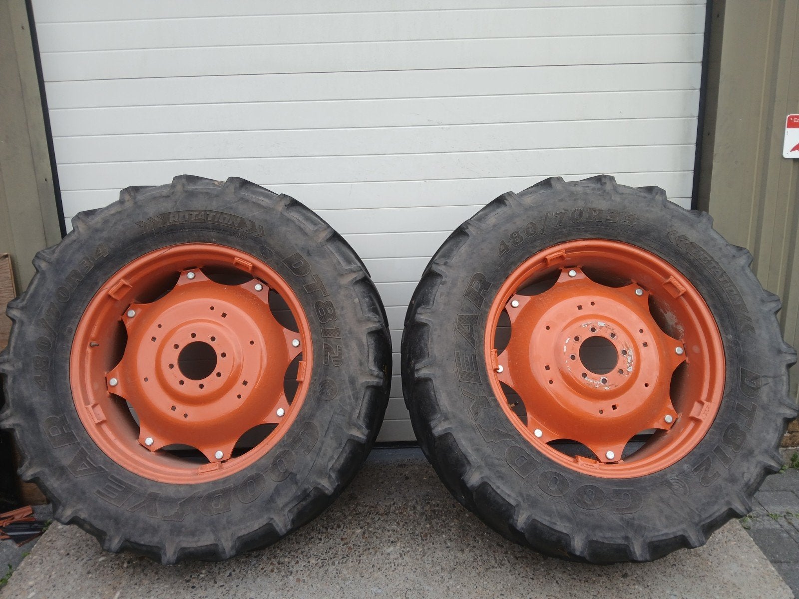 tractorbanden 34 inch fiat tractor, Zakelijke goederen, Ophalen