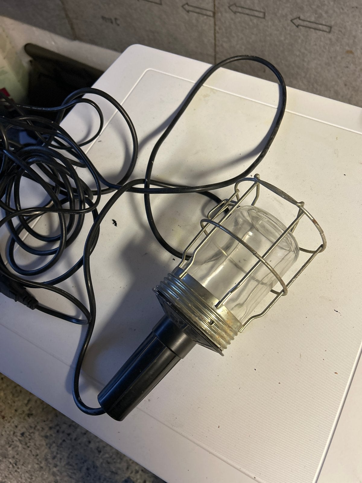 Robuuste werklamp met lange kabel, Doe-het-zelf en Verbouw, Ophalen of Verzenden, Gebruikt