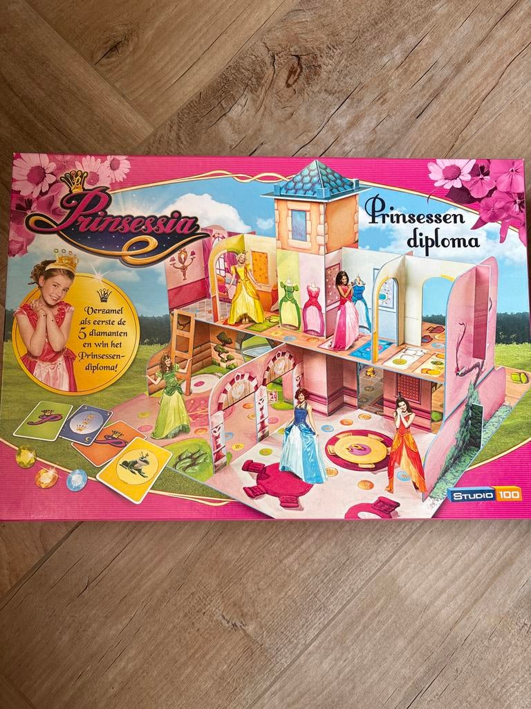 Prinsessia spel - Zo goed als nieuw, Drie of vier spelers, Ophalen of Verzenden, Zo goed als nieuw