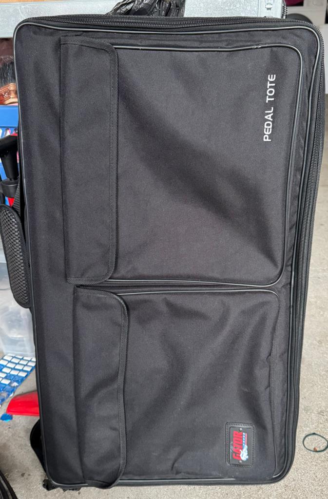 Gator Case XL Pedalboard met voeding, Ophalen, Gebruikt