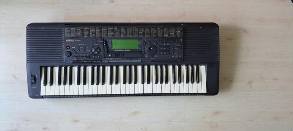 Leuke Yamaha keyboard voor beginners., Muziek en Instrumenten, Mengpanelen, Ophalen, Gebruikt, 20 kanalen of meer
