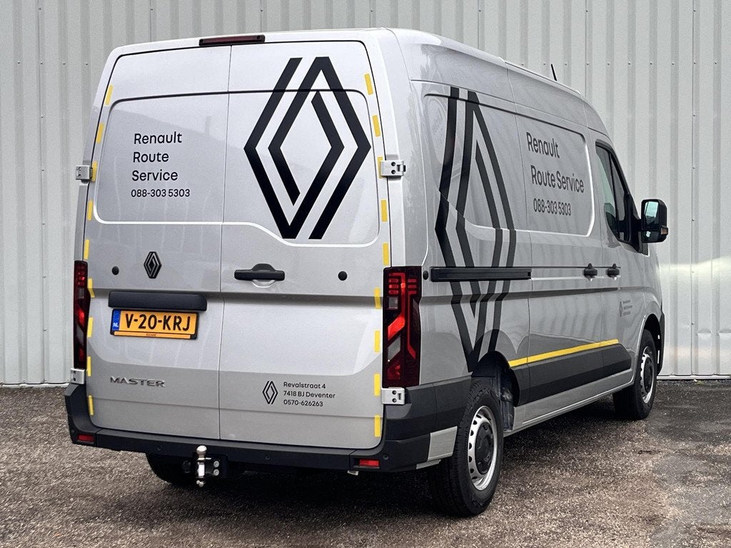 Renault Master T35 2.0 dCi 130 L2H2 Advance | Trekhaak | Bed, 1998 cc, Stof, Automatische klimaatregeling, 4 cilinders