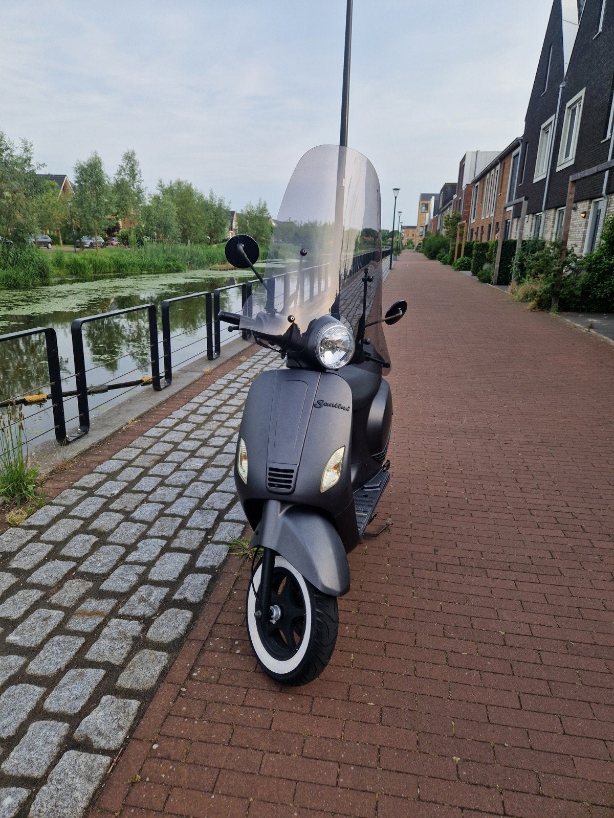 Unieke Santini Capri Snorscooter - Windscherm + nieuwe accu, Zo goed als nieuw, Benzine, Ophalen, Overige merken