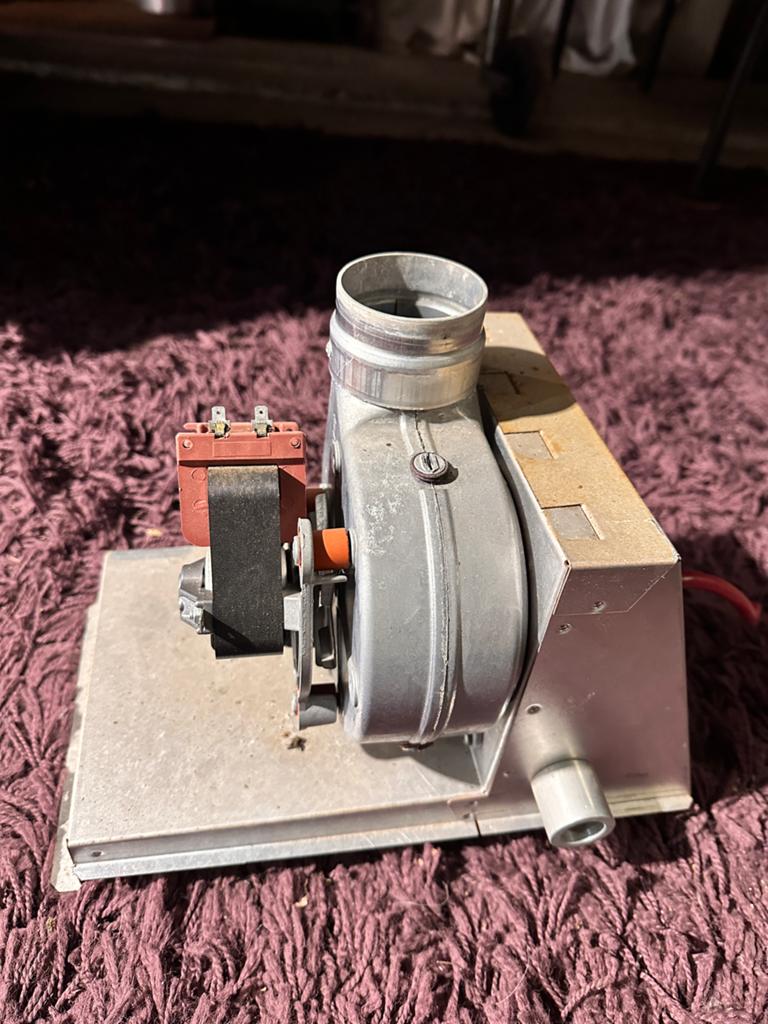 Ventilator geiser Vaillant onderdelen (excl. warmtewisselaar, Doe-het-zelf en Verbouw, Geisers en Boilers, Ophalen of Verzenden