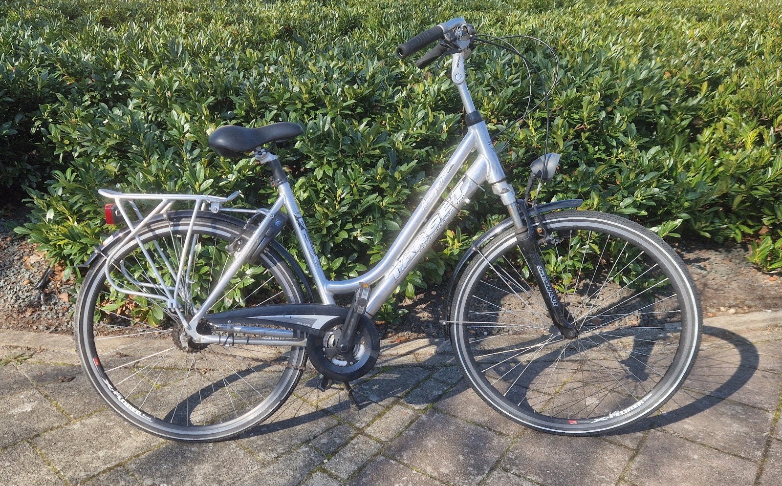 Damesfiets GIANT 28 inch, Ophalen, Gebruikt, Minder dan 10 versnellingen, Giant