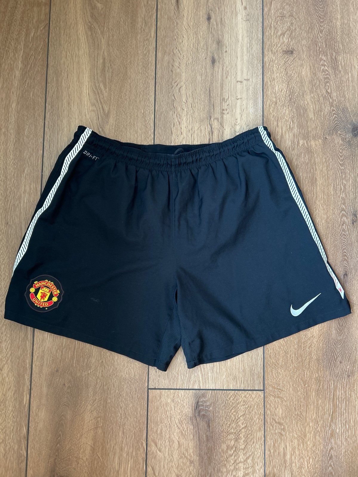 Nike Manchester United Dri-FIT Voetbalbroekje Maat L, Maat L, Ophalen, Gebruikt, Broek